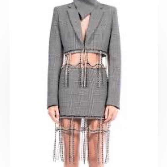 AREA
Crystal Plaid Cropped Blazer Size 6 - Picture 2 of 9